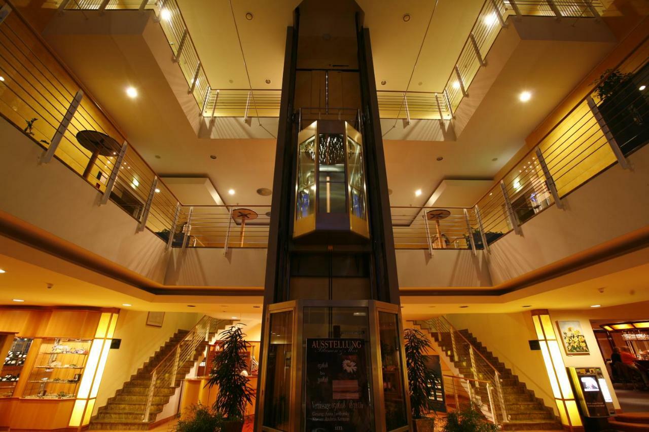 Seehotel Grossherzog Von Mecklenburg ボルテンハーゲン エクステリア 写真